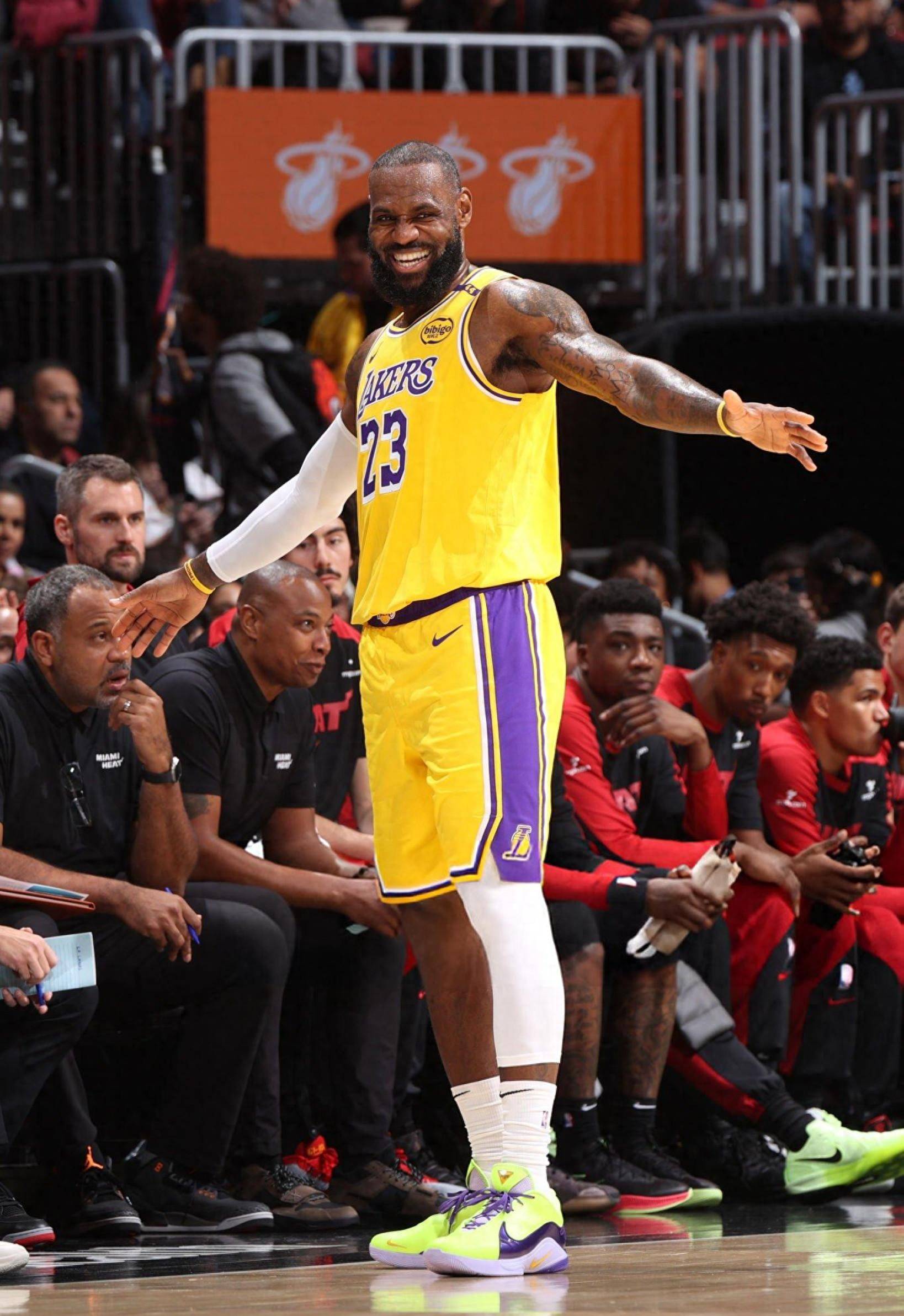 于鑫淼谈U22国足：532体系打强队更合适，受全运会影响也小了（于鑫淼评U22国足：对强队更契合532，全运会影响已减弱）