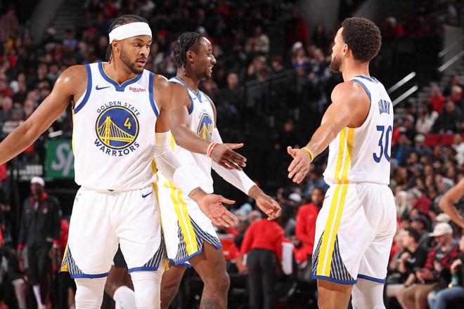 最后6轮5球1助！桑托斯官媒盛赞内马尔：他是桑托斯的王子（近6战5球1助！桑托斯官媒力赞内马尔：球队的王子）