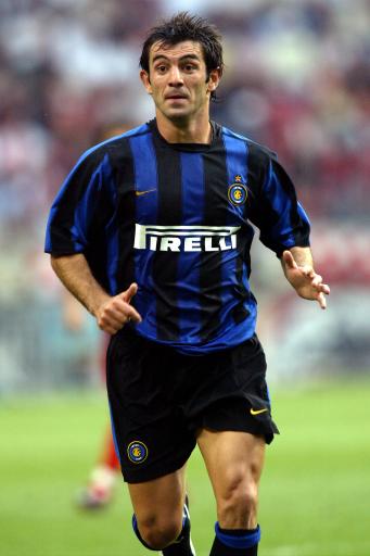 巴萨梅西关键助攻助球队获胜（梅西送出关键助攻，助巴萨取胜）