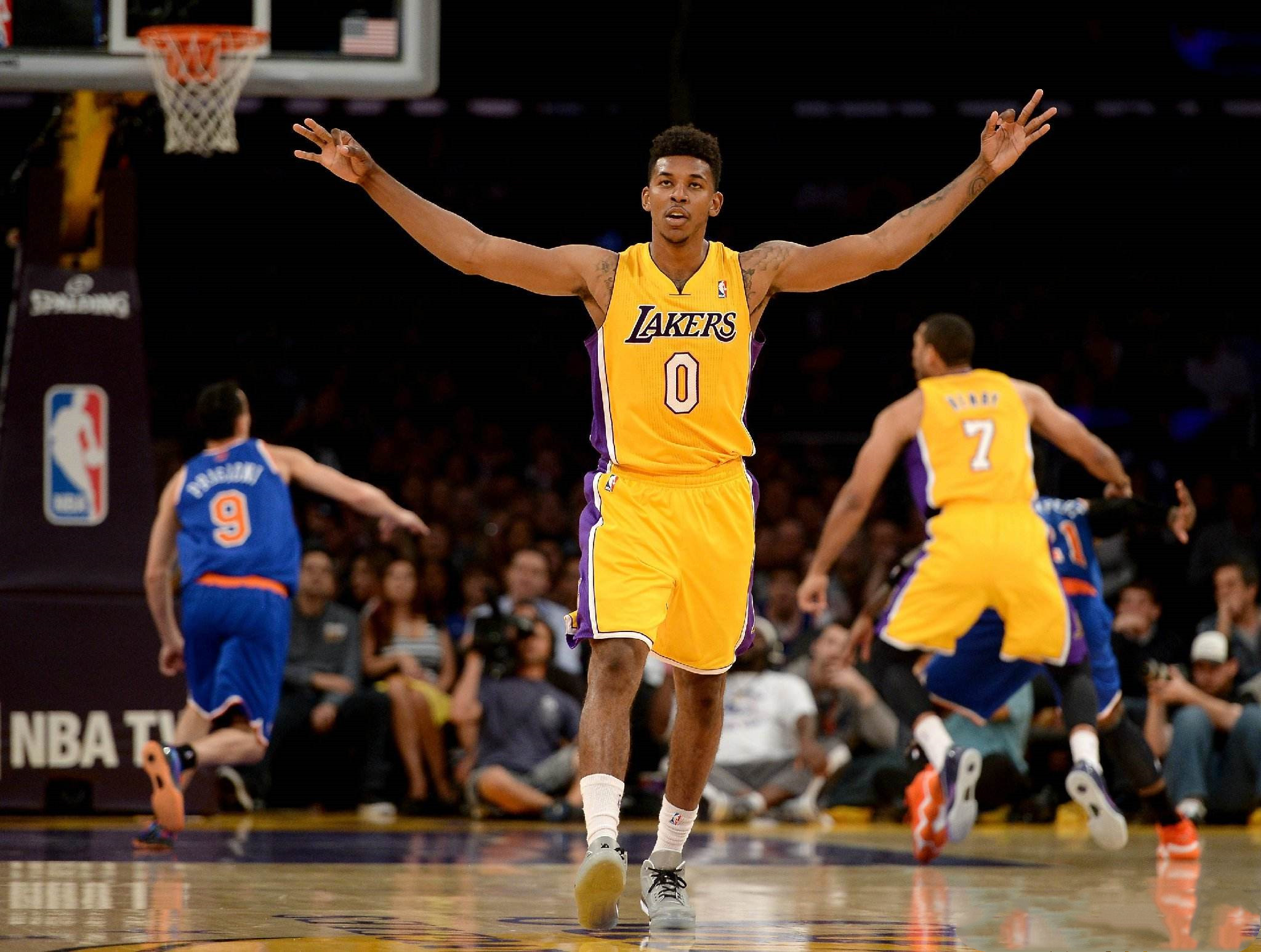 尤文官方：加蒂已接受部分半月板切除手术，球员开始康复计划（尤文官方通报：加蒂完成半月板部分切除手术，已启动康复进程）