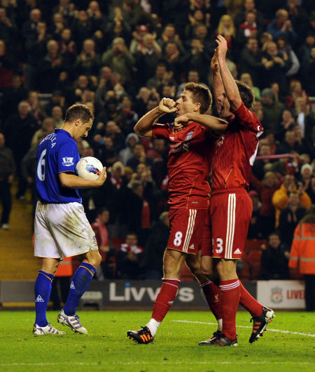 最想和哪个现役球员踢球？马克莱莱：姆巴佩和维尼修斯（马克莱莱点名最想合作的现役球员：姆巴佩与维尼修斯）